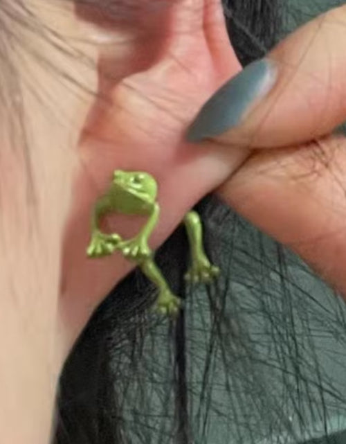 Load image into Gallery viewer, Gothic Green Frog Earrings for Women Girls Fashion Vintage Piercing Ear Studs Aesthetics Y2K Jewelry Accessories Wholesale
